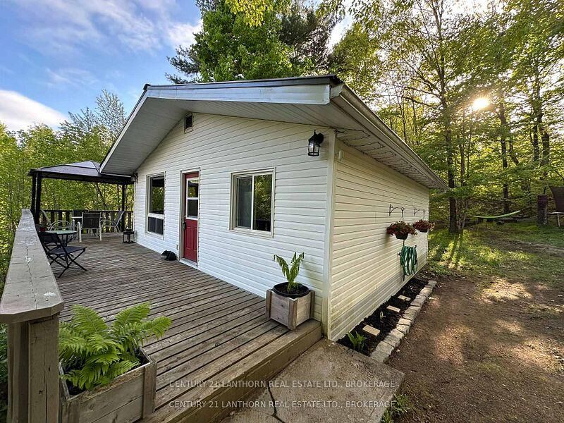 Property Photo: 1024 Harrington Lane ON K0H 0B6