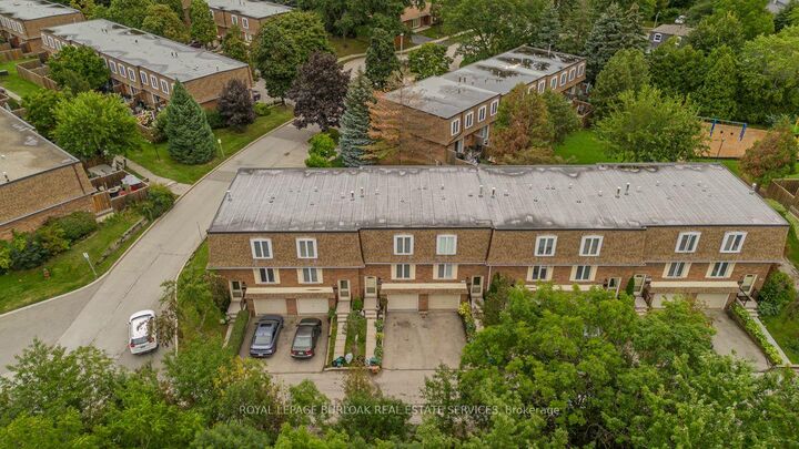Property Photo: 1526 Westminster Place ON L7P 2B5