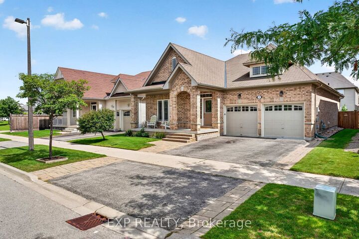 Property Photo: 17 Wyndham Circle ON L0E 1R0