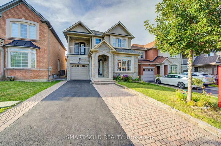 Property Photo: 16 Burgundy Trail ON L4J 8X5