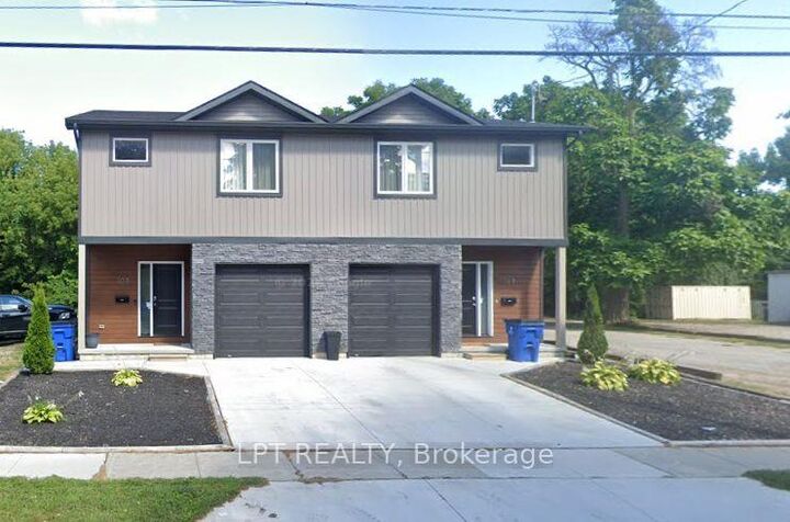 109 King Street E — photo 1