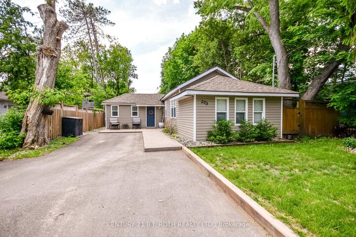 Property Photo:  203 Southview Road  ON L4N 3X6 