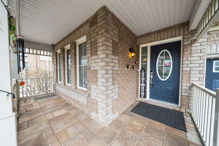 Property Photo: 151 Baldwin Drive Upper ON N3C 0B3