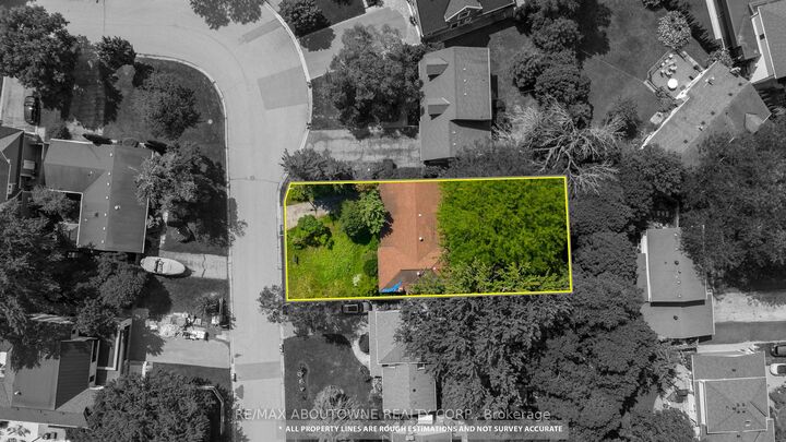 Property Photo: 144 Ulster Drive ON L6L 3P2
