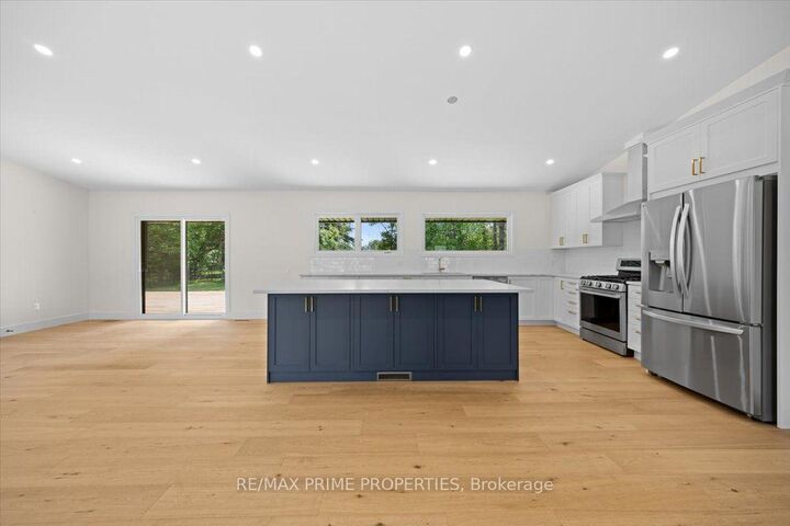 Property Photo: 6499 Bunker Road ON K4M 1B3