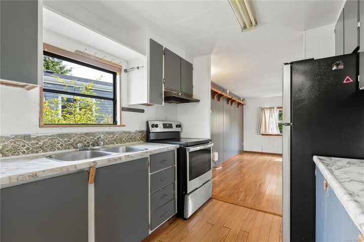 Property Photo: 487 Orca Cres BC V0R 3A0
