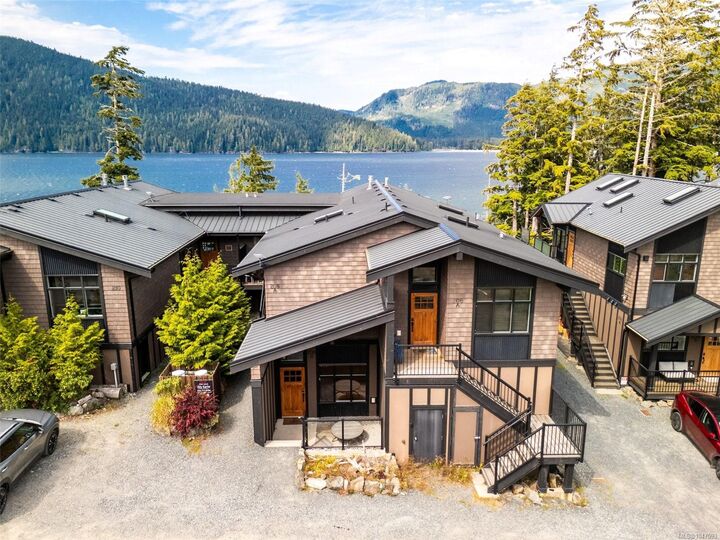 Property Photo:  6596 Baird Rd #208B  BC V0S 1K0 