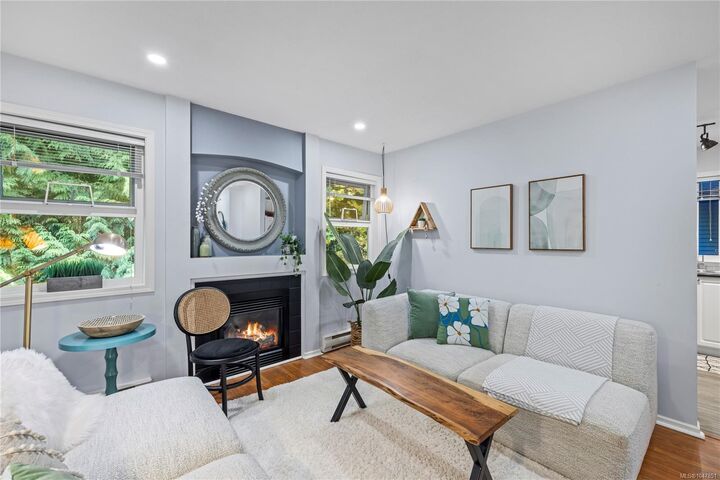 Property Photo: 440 Schley Pl #207 BC V9K 2M5