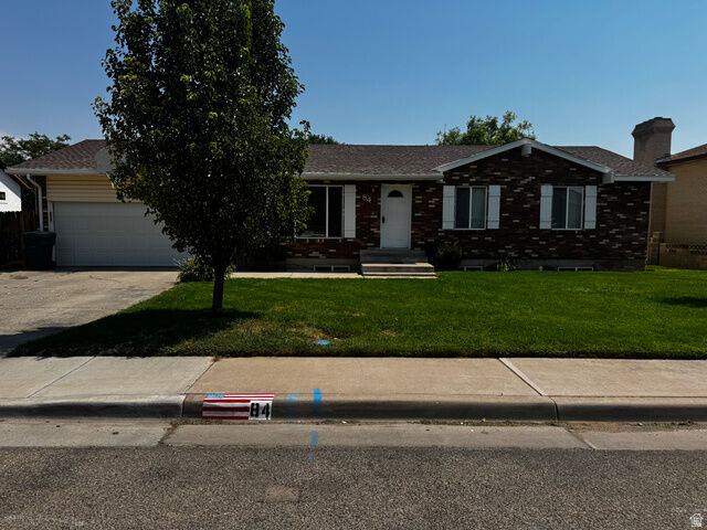 Property Photo:  84 N 1250 W  UT 84078 