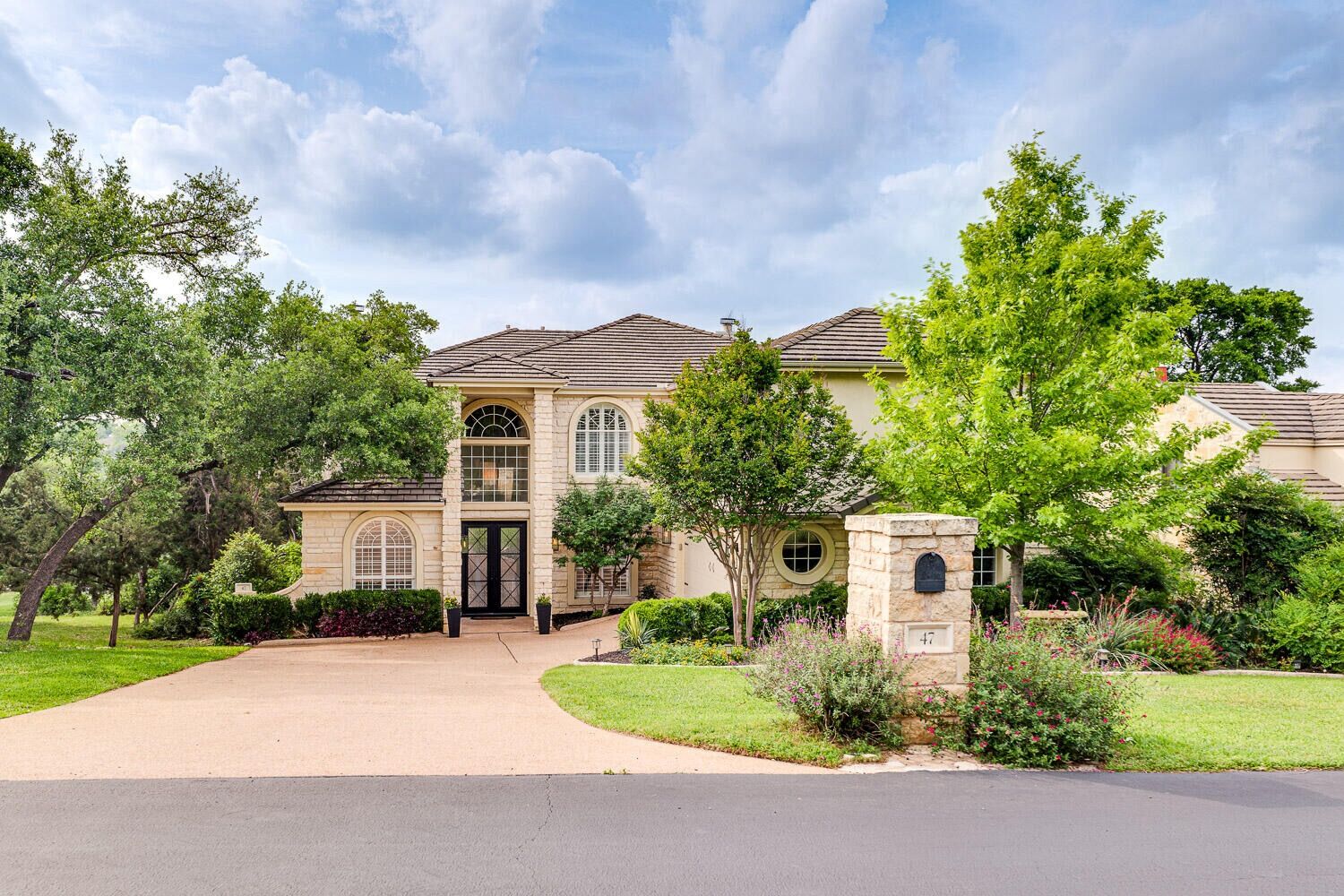 Property Photo:  47 Waterfall Drive  TX 78738 