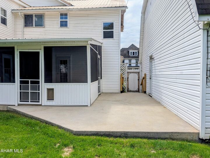 Property Photo: 131 W Main Street PA 15537