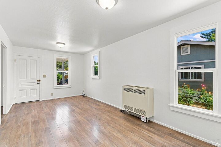 Property Photo: 216 Theresa Street CA 95407