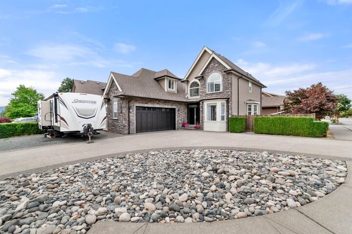 44557 Bayshore Avenue — photo 1