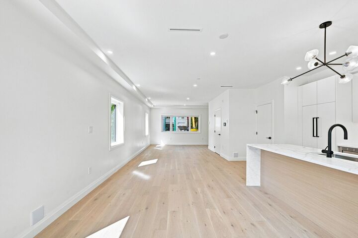 Property Photo: 6162 Granville Street BC V6M 3E3