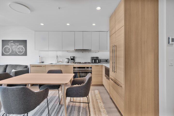 Property Photo:  1045 Austin Avenue 1806  BC V3K 0G9 
