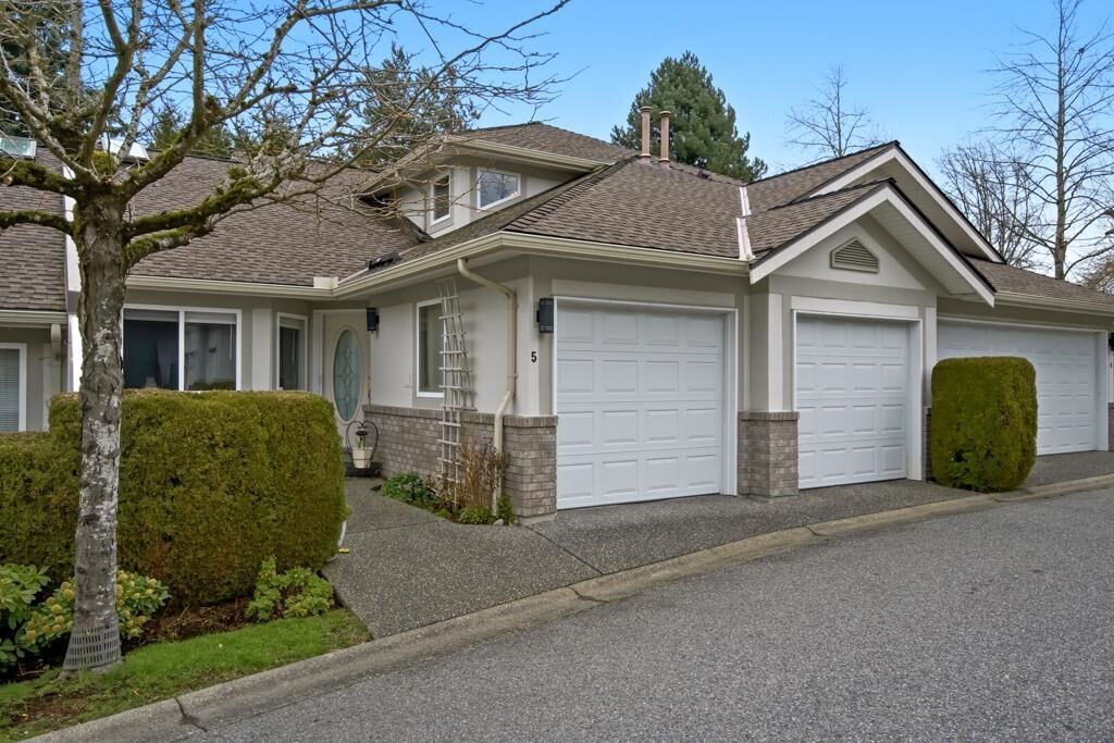 Property Photo: 15099 28 Avenue 5 BC V4P 1P3