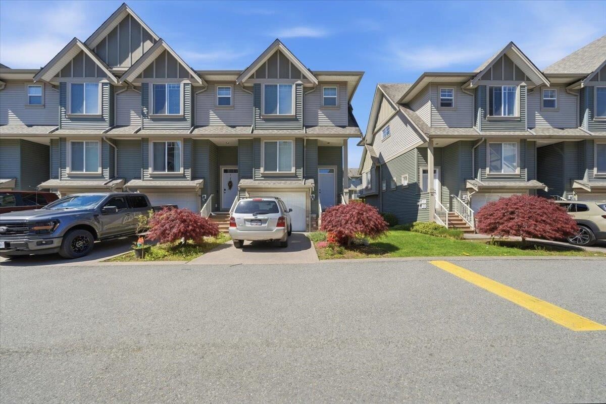 Property Photo: 6498 Southdowne Place 57 BC V2R 0K3