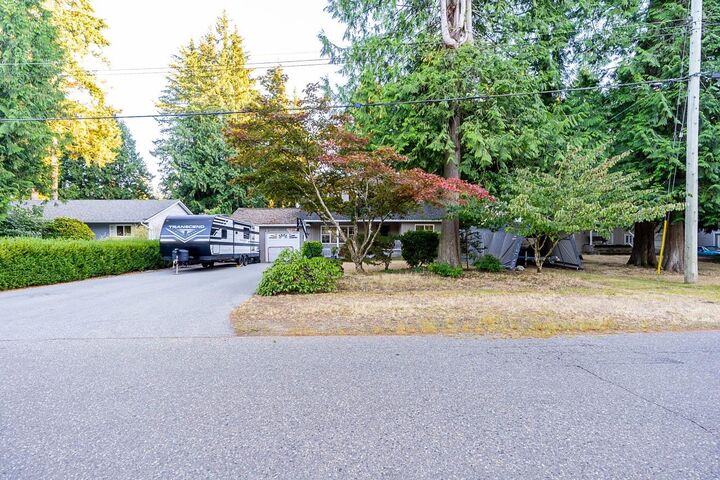 Property Photo: 19860 35 Avenue BC V3A 2P6