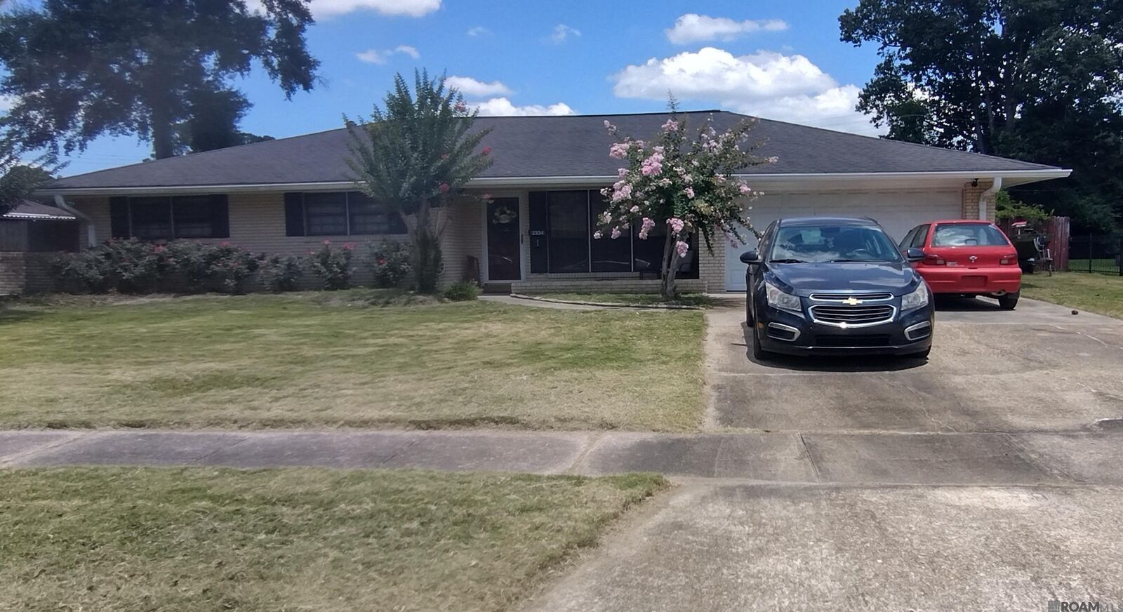 Property Photo: 2234 N Alameda Dr LA 70815