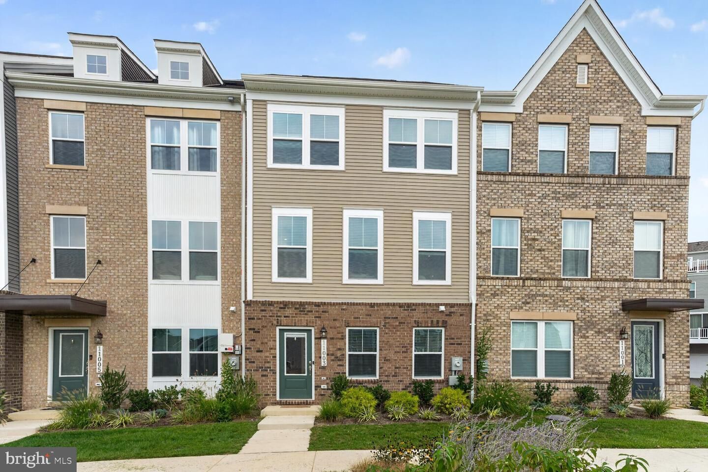 Property Photo: 11003 Pinnacle Green Rd MD 20772