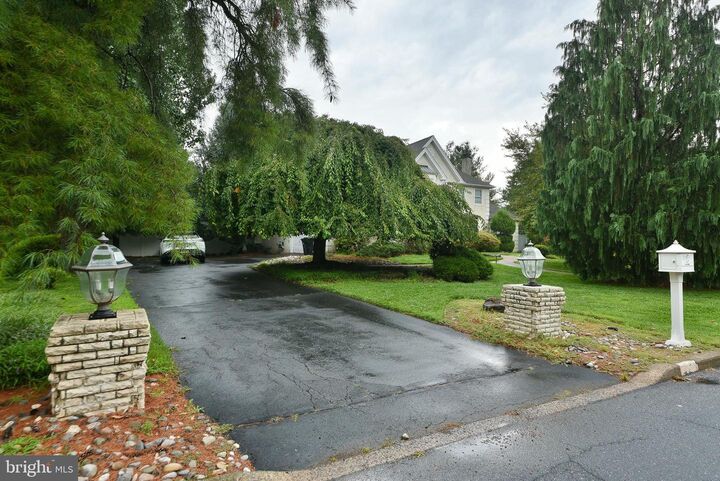 Property Photo: 47 Loretta Circle PA 18954