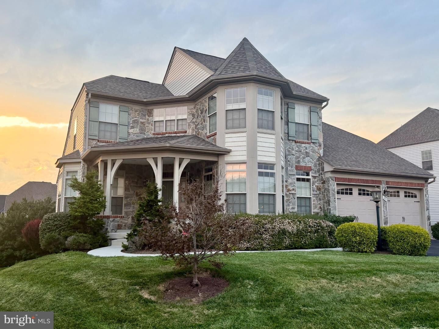 Property Photo:  281 Lewis Washington Drive  WV 25414 