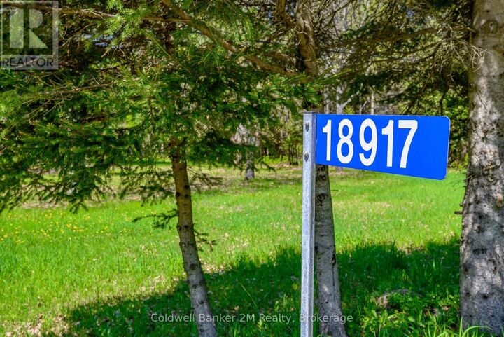 Property Photo:  18917 Highway 118  ON K0L 2Y0 