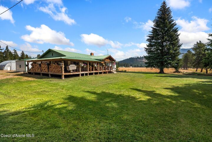 Property Photo:  2081 Kendall Rd  ID 83856 