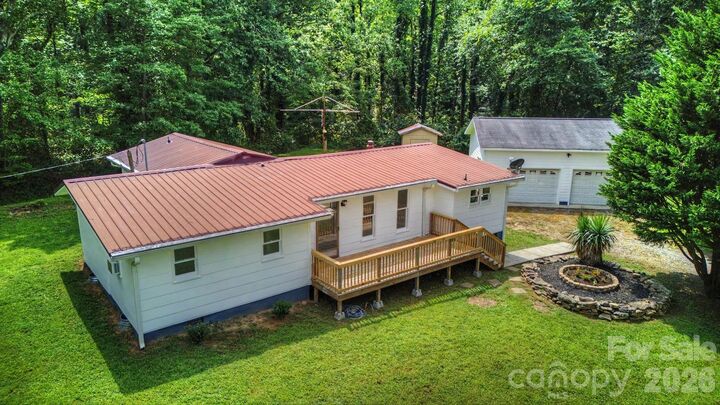Property Photo:  160 Denny Road  NC 28625 