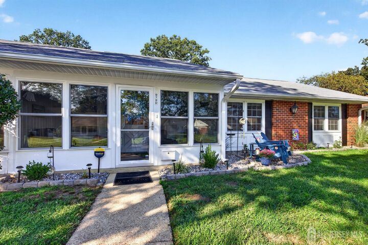 Property Photo:  976 Aberdeen Drive  NJ 08701 