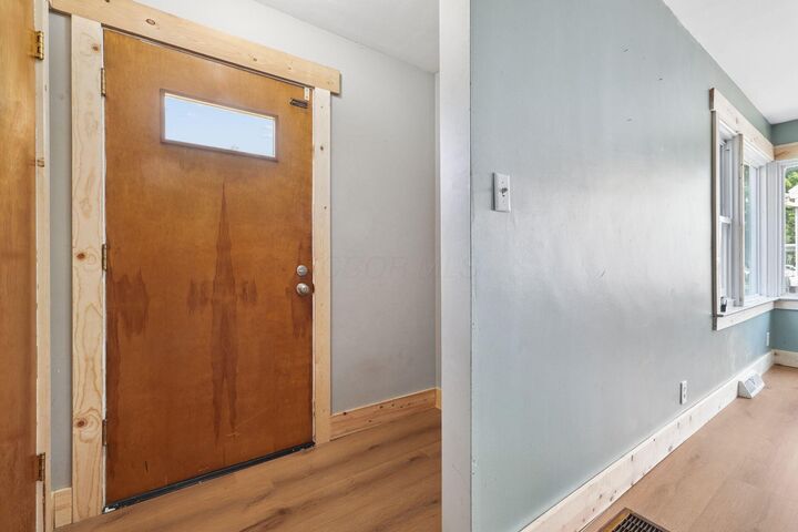 Property Photo: 328 Reese Avenue OH 43130
