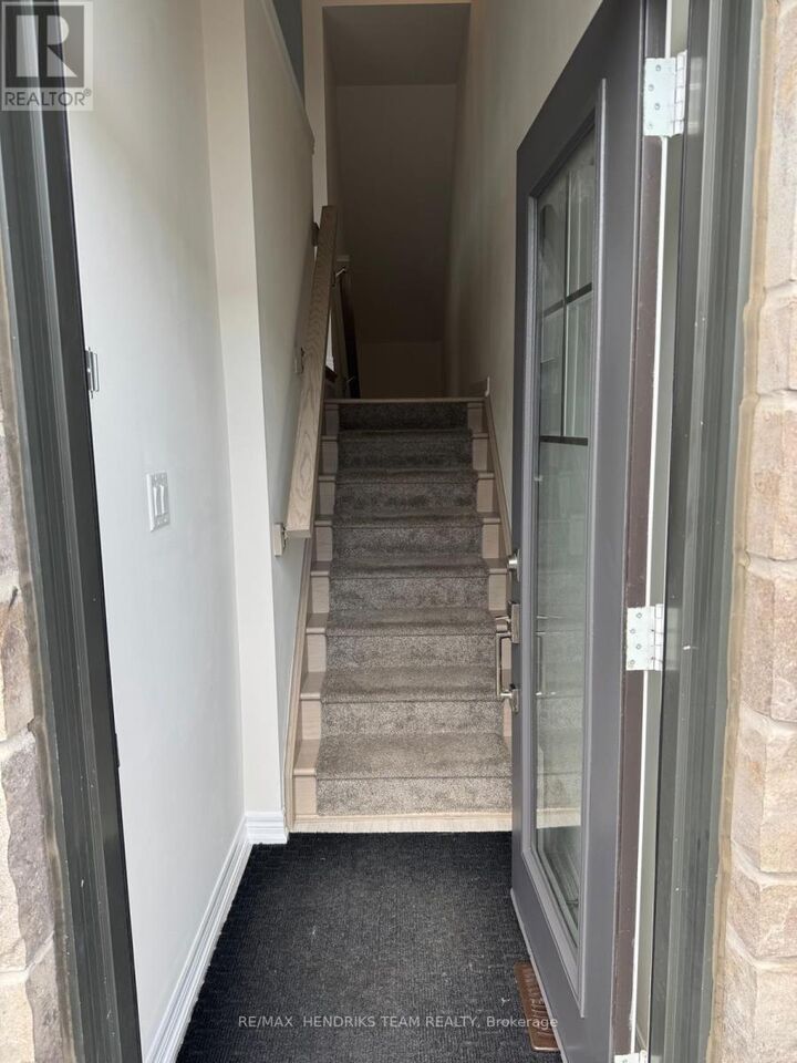Property Photo: 1890 Rymal Road East 90 ON L0R 1P0