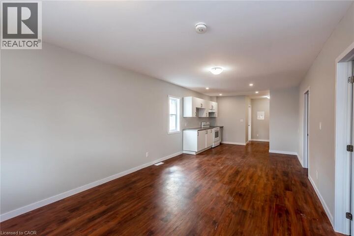 Property Photo: 104 Beach Road A ON L8L 3Z9
