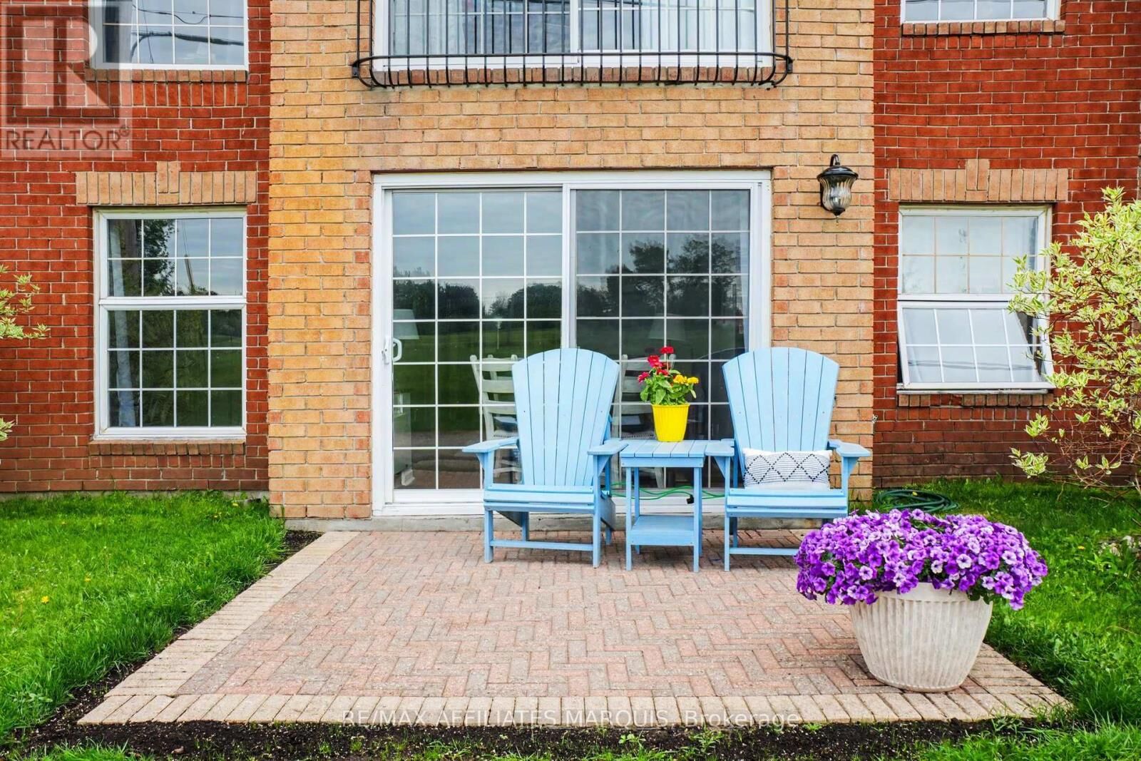 Property Photo:  40 Pearl Street 115  ON K7A 5B5 