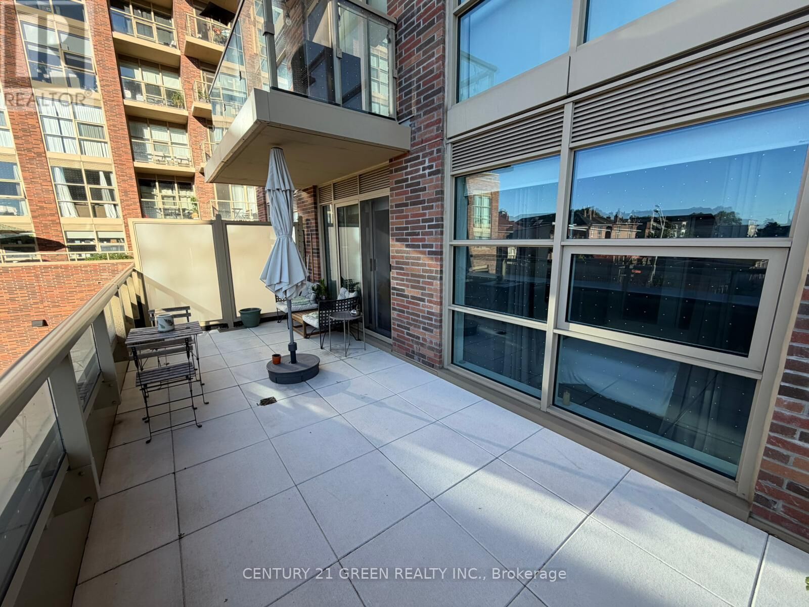 Property Photo: 1787 St. Clair Avenue West 201 ON M6N 1J6