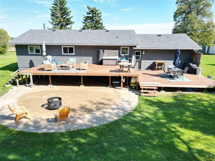 Property Photo: 99084 10N Road MB R0K 1G0