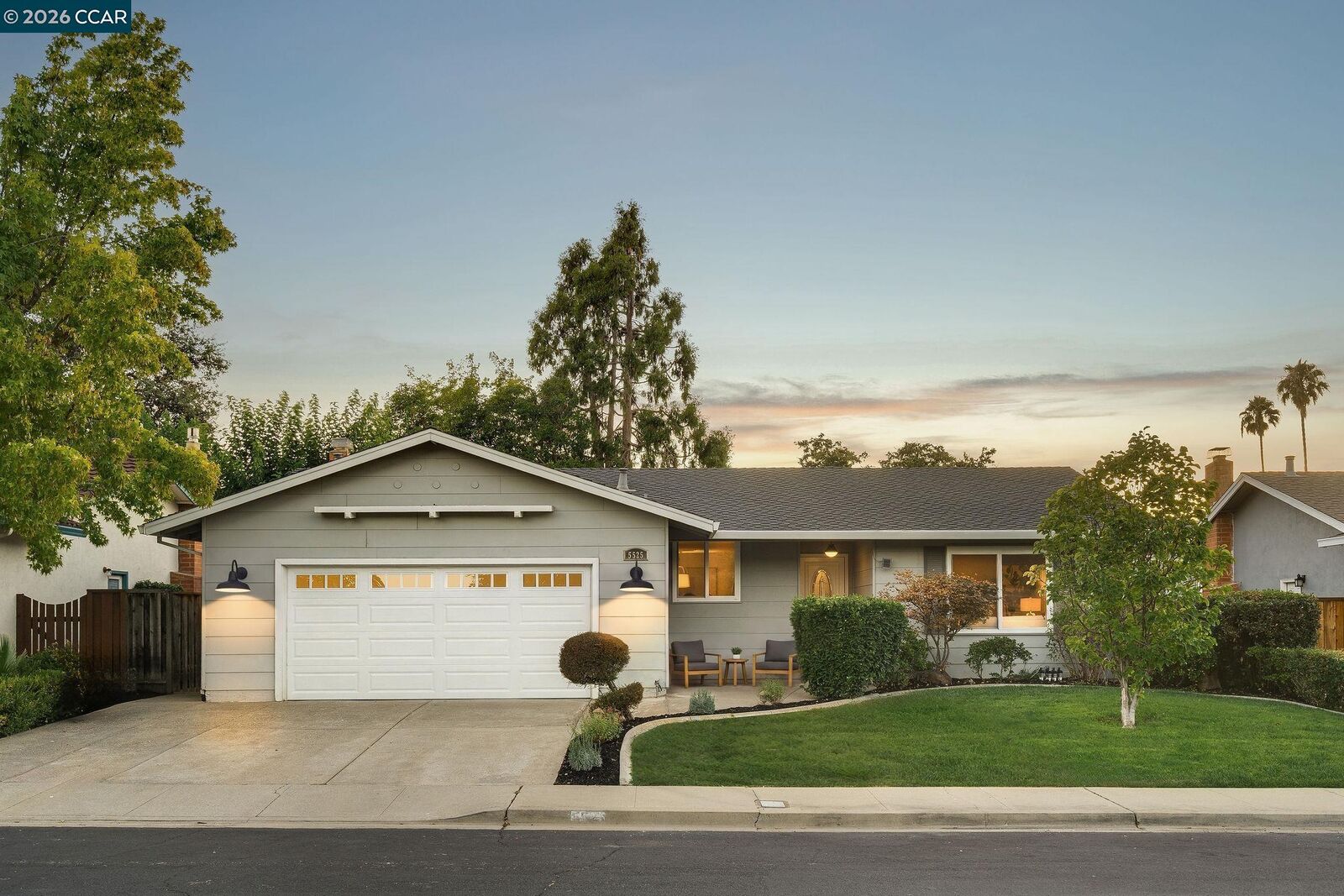 Property Photo: 5525 San Antonio St CA 94566