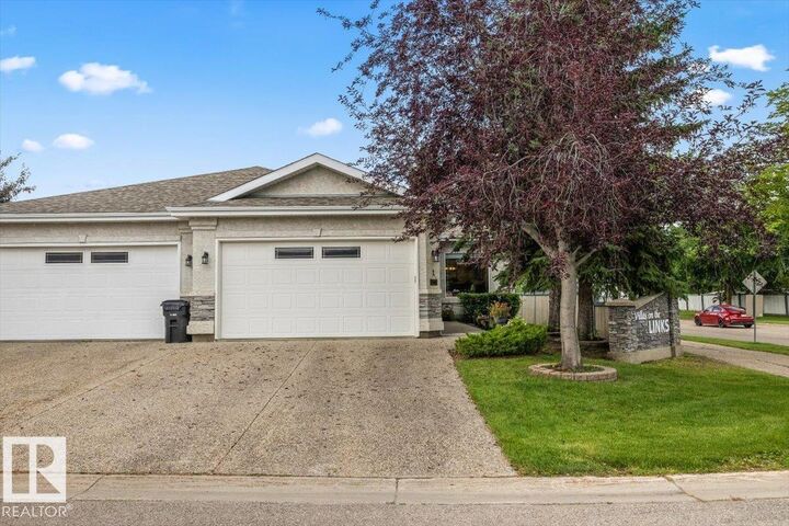 Property Photo: 1 Longview Place AB T7X 3Y5