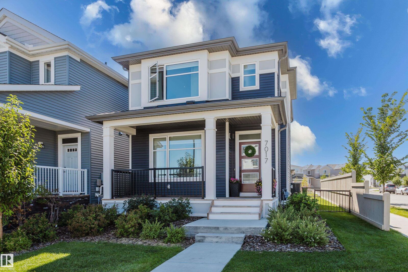 Property Photo:  7017 52 Avenue  AB T4X 2Z8 