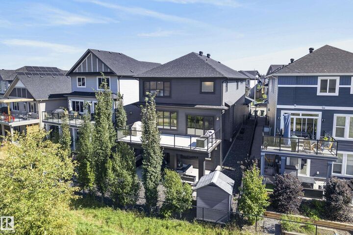 Property Photo: 117 Aberdeen Crescent AB T8H 0X3
