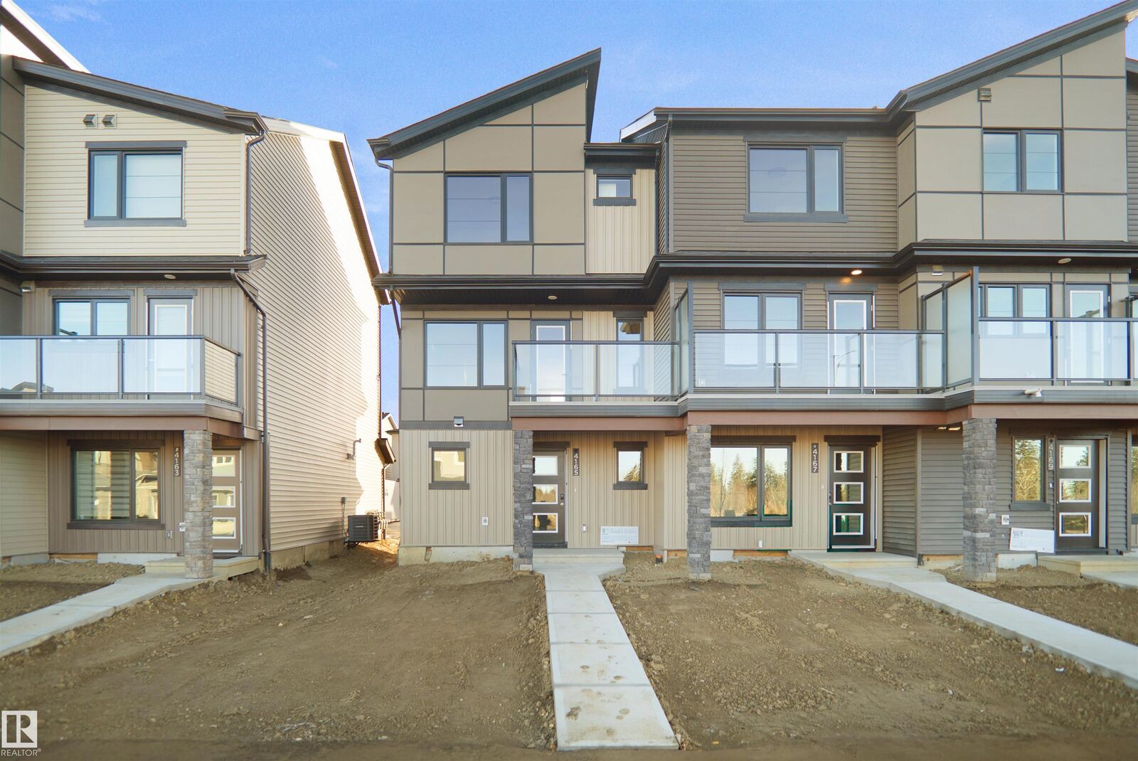 Property Photo:  268 Deer Valley Drive  AB T9E 0S3 