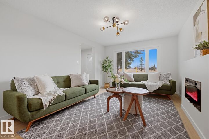 7D Callingwood Court NW — photo 1