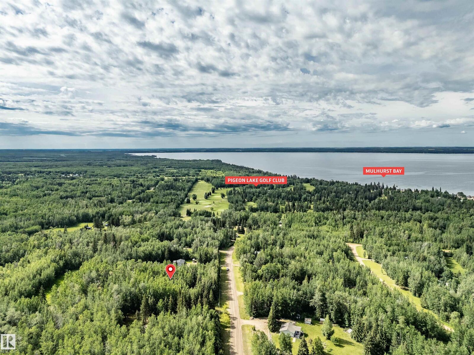 Property Photo:  502 Highland Road  AB T0C 2C0 