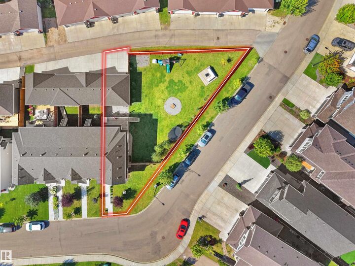 Property Photo:  20304 128 Avenue NW  AB T5S 0E7 