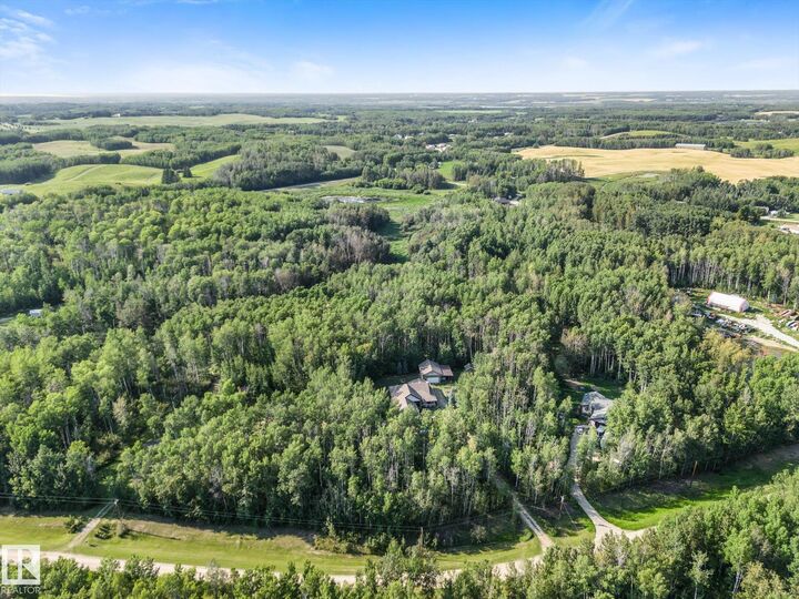 Property Photo:  52229 Rge Road 25 36  AB T7Y 2M3 