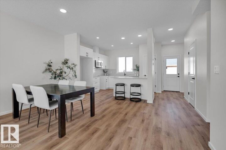 Property Photo:  21 Brickyard Link  AB T7Z 0P7 