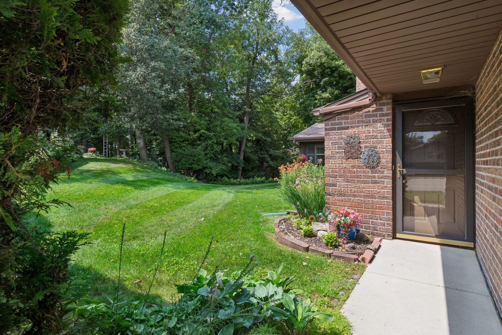 Property Photo:  1254 Archer Lane N  MN 55447 