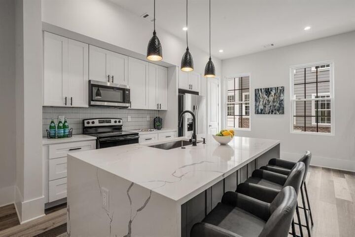 Property Photo: 3165 Dogwood Drive 104 GA 30354