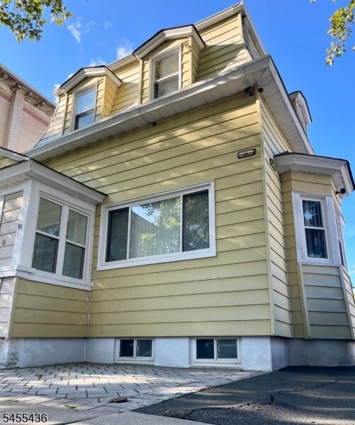 Property Photo: 91 Clinton St NJ 07065