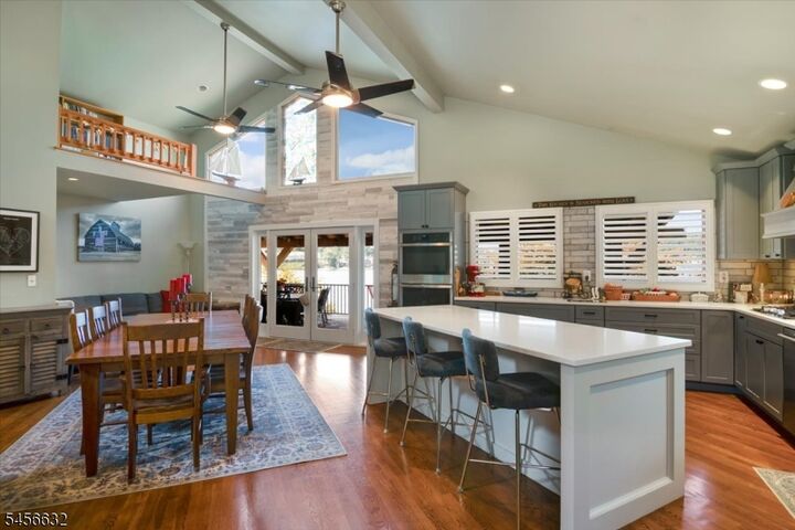 Property Photo:  5 Lee Dr  NJ 07856 